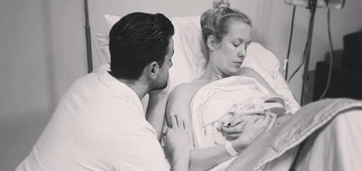 Eline's dochter Lana werd geboren bij 23 weken