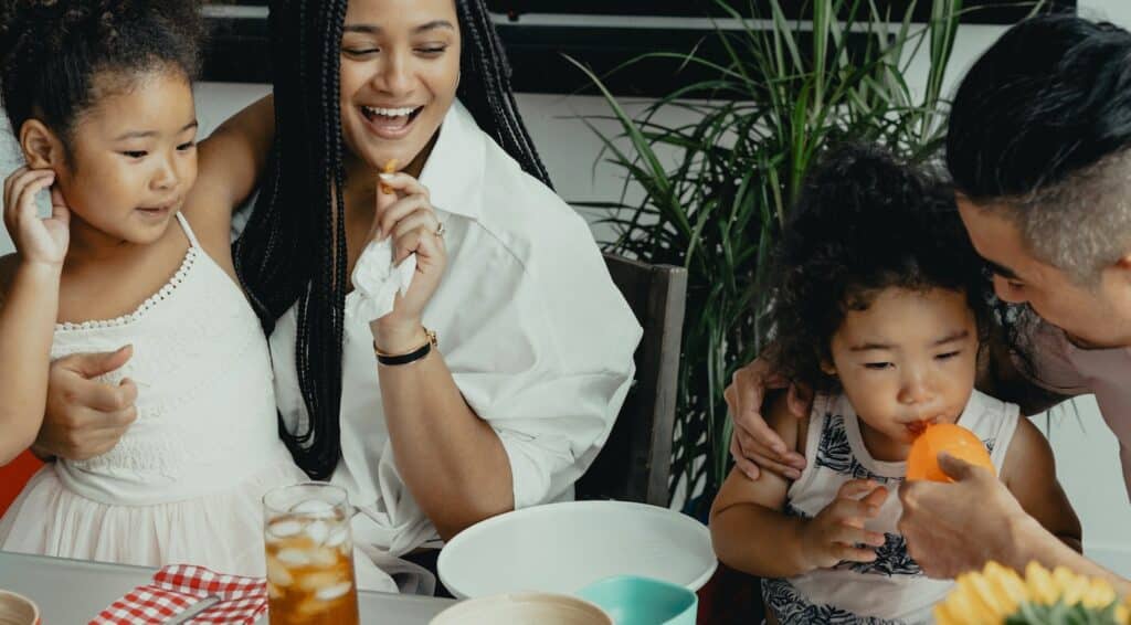 samen eten kinderen