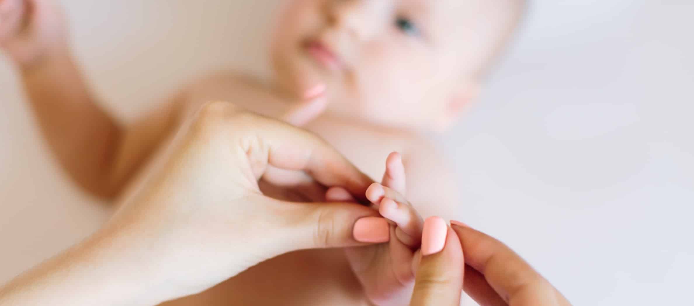 baby nagels knippen