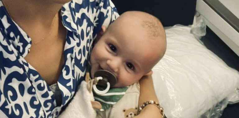 vliegen baby zes maanden