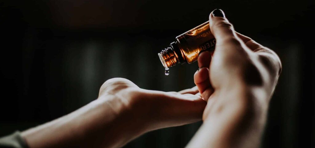 postpartum massage na de bevalling