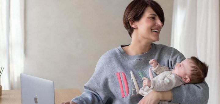 Eve Tomaszewski Momtalk