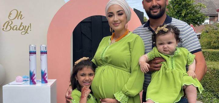 Zakia Picolina momtalk