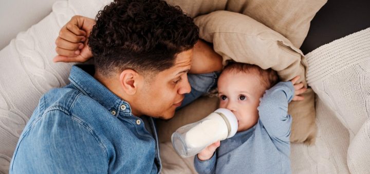 afbouwen borstvoeding starten fles