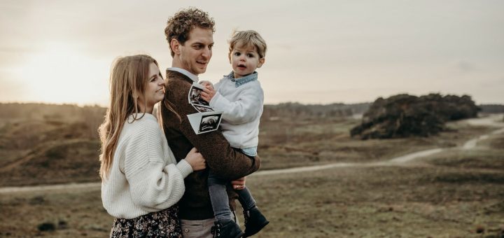 Anika over keuze tussen keizersnede of vaginale bevalling: 'Strijd tussen hoofd en hart'